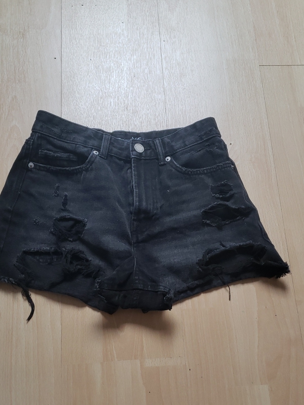 FB SISTER Women's Distressed Black Denim Shorts SIZE XS